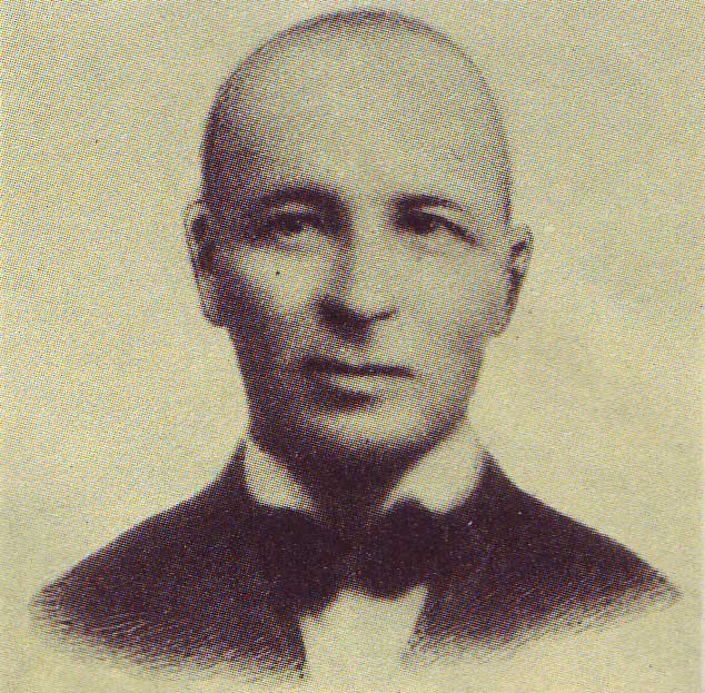 3. Михаил Коханович.jpg