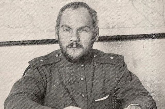 3. Николай Крыленко.jpg